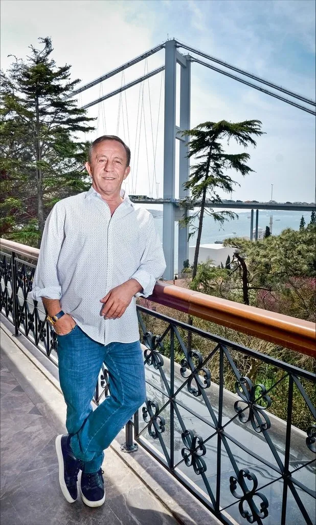 iste ali agaoglu nun bogaz nazir kosku galeri magazin
