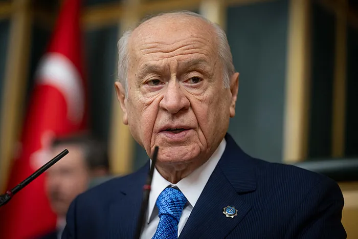 son-dakika-mhp-lideri-bahceliden-onemli-mesajlar-1777967755703.jpg Son dakika | MHP lideri Bahçeli'den 'Barış Süreci Koordinatörlüğü' önerisi: İmralı'nın statü açığı varsa ele alınmalı