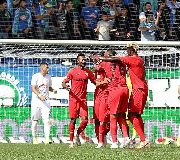 Süper Lig'de VAR olmasaydı, puan durumu nasıl olurdu? (7. hafta)