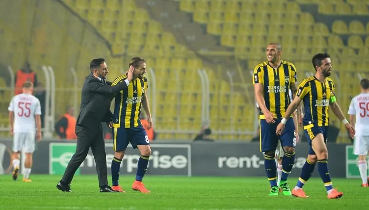 Son dakika: Fenerbahçe’de dev operasyon! Vitor Pereira 11 ismin biletini kesti, yeni transfer de gönderiliyor