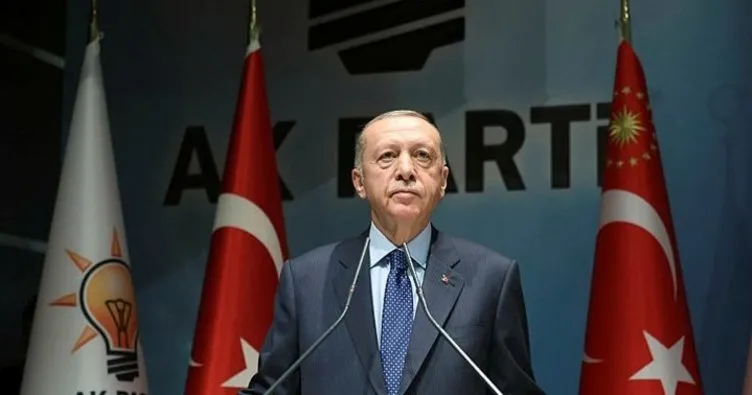 Başkan Erdoğan, cuma namazını Memduh Eren Camisi’nde kıldı