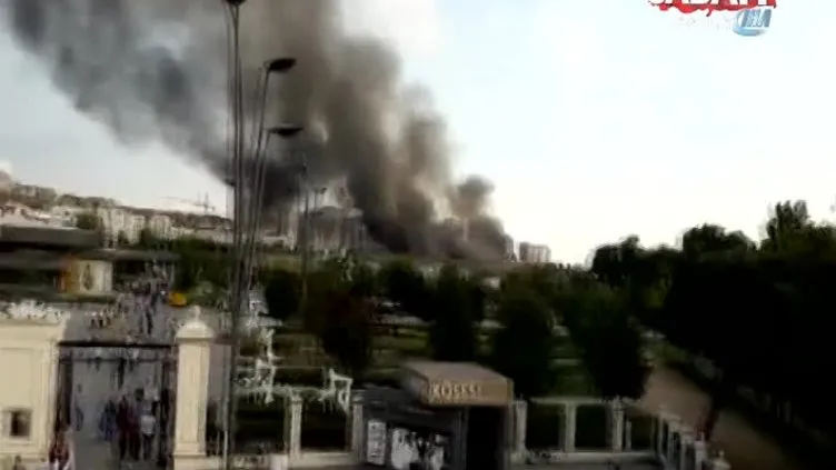 İstanbul Zeytinburnu'nda korkutan yangın!