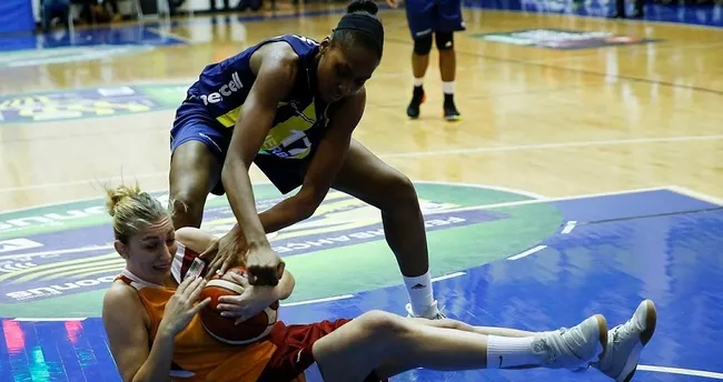 Yılın son derbisi Fener’in