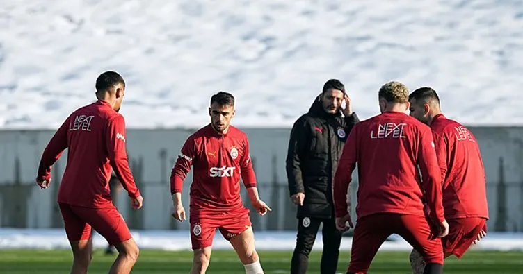 Galatasaray, pas ve taktik çalıştı!