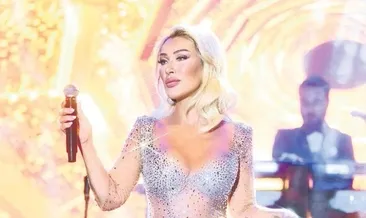 Seda Sayan’a çorap hediyesi