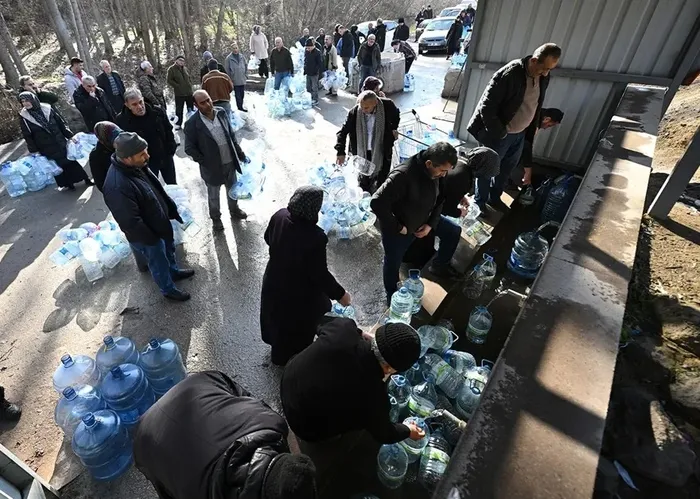 baskentte-bayram-susuz-gecti-barajlar-dolu-musluklar-bos-1780375636056.jpg