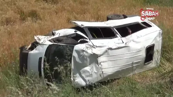 Hatay'da askerleri taşıyan minibüs devrildi: 3 yaralı | Video