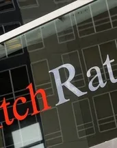 Fitch, Yunanistan’ın kredi notunu artırdı