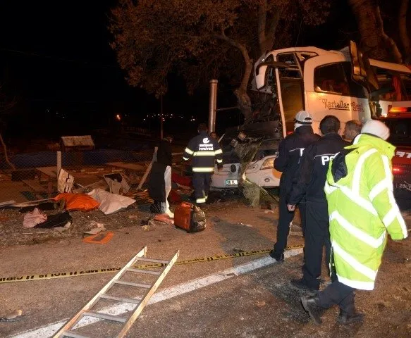 Eskişehir'de katliam gibi kaza!