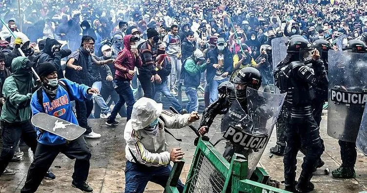Kolombiya’daki olaylı protesto! Ortalık savaş alanına döndü