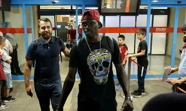 Toure ve Ayuk Trabzonspor için Türkiye’ye geldi