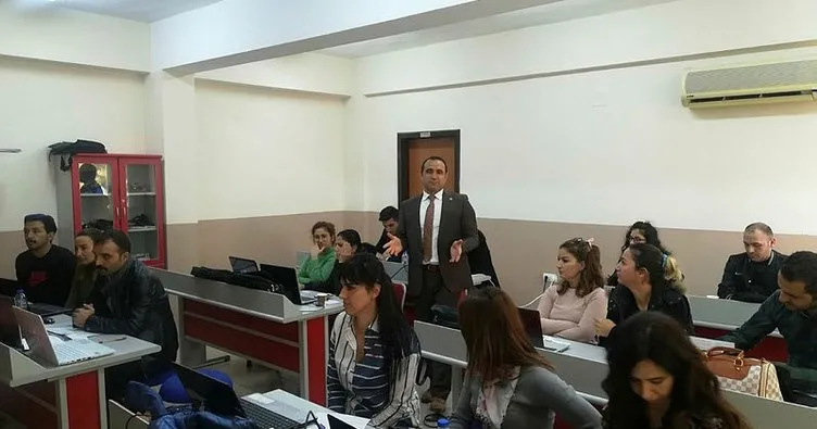 Tarsus’ta öğretmenlere E-Twinning eğitimi