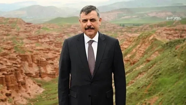 SON DAKİKA | İki bakanlıkta bayrak değişimi! Akın Gürlek Adalet Bakanı, Mustafa Çiftçi İçişleri Bakanı oldu