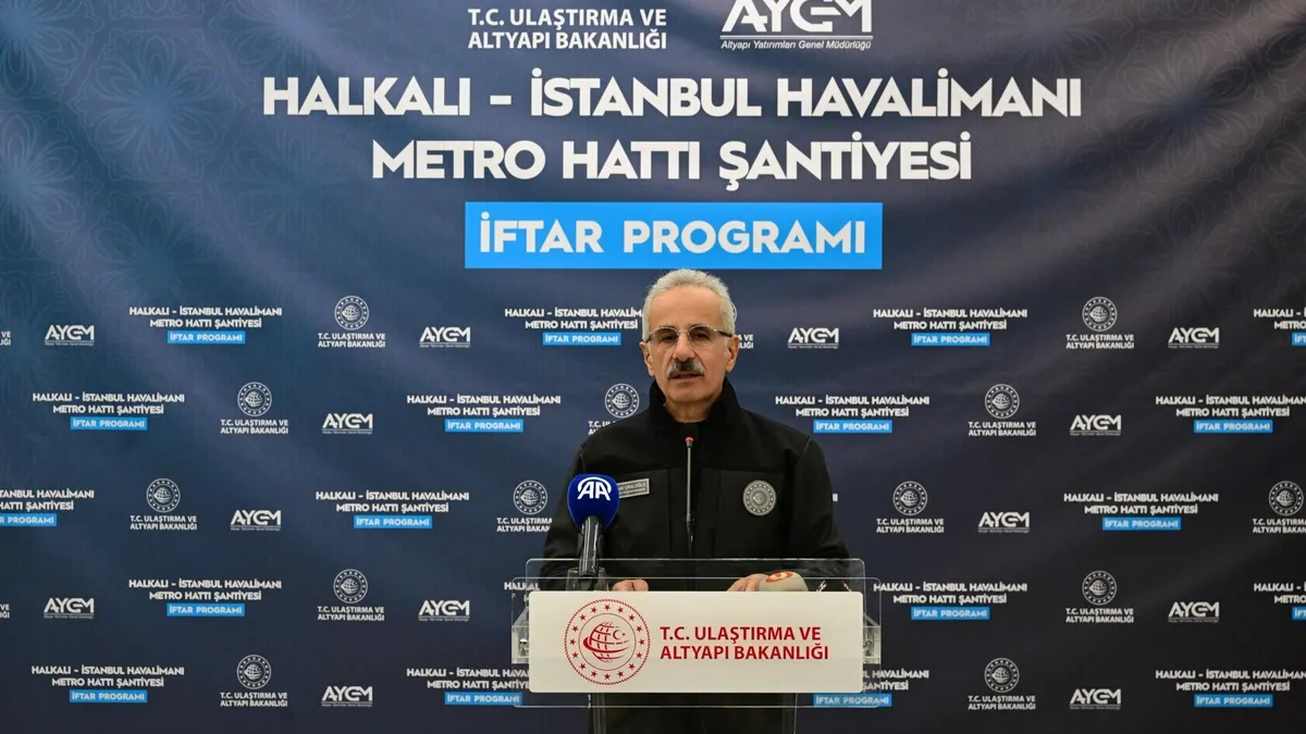 Bakan Uraloğlu duyurdu: Halkalı-Gayrettepe arası 57 dakikaya düşecek