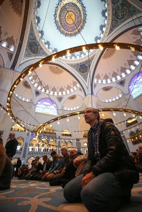 Çamlıca Camii’nde Ramazan’ın ilk cuması