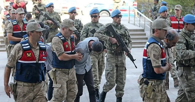 Mardin’de bir PKK’lı terörist güvenlik güçlerine teslim oldu