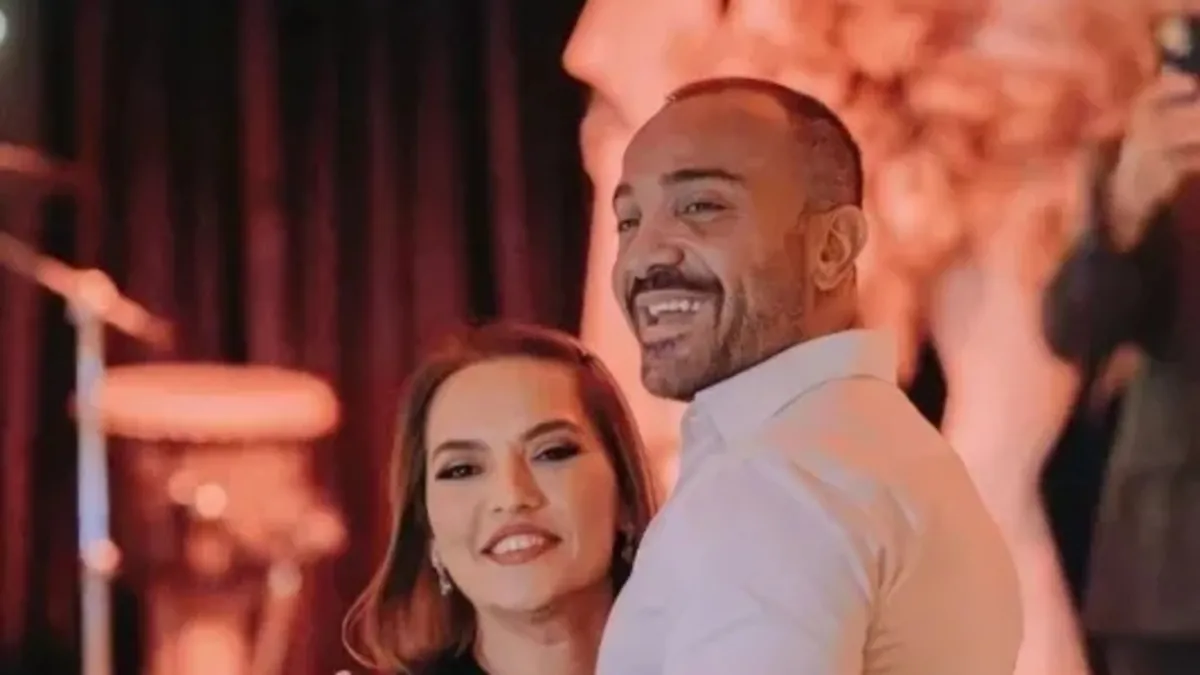 "Kuzuma nazar değdi" diyerek duyurdu! Demet Akalın'ın eşi Okan Kurt acillik oldu!