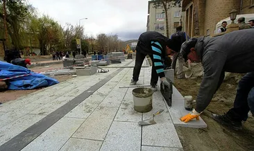 Cumhuriyet Caddesi şekilleniyor