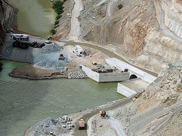 Yusufeli Barajı’ndaki çalışmaların yüzde 55’i tamamlandı