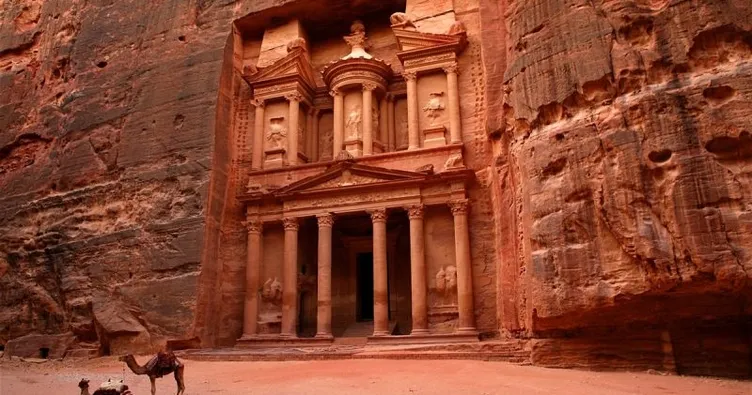 Nebatilerin ünlü tapınağı: El Hazne