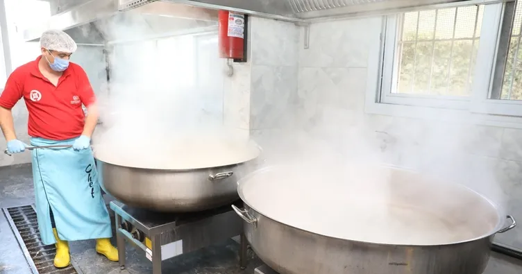 4 bin 200 ailenin sofrasına ulaşılıyor