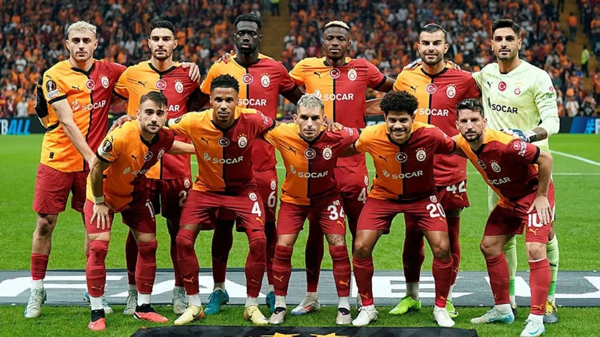 SON DAKİKA: Galatasaray, Avrupa'da RFS'e konuk oluyor! Zorlu maçta ilk gol geldi...