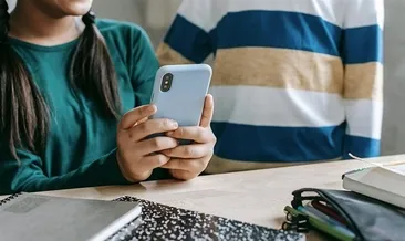 İsveç’te akıllı telefon yasağı: 2026’da kısıtlama getirilecek