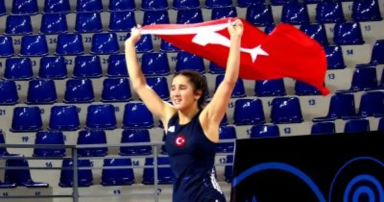 Zeynep Yetgil dünya üçüncüsü oldu!