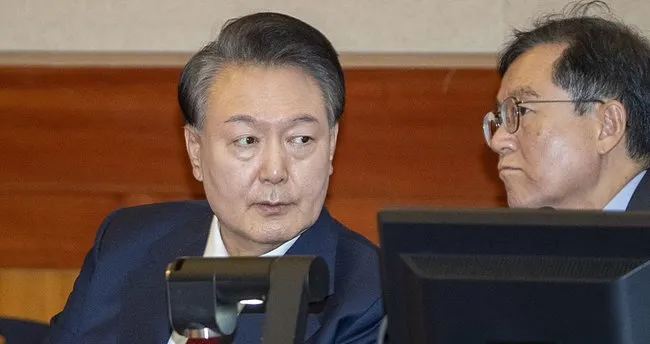 Güney Kore eski Devlet Başkanı mahkeme salonunda: İlk duruşma gerçekleşti