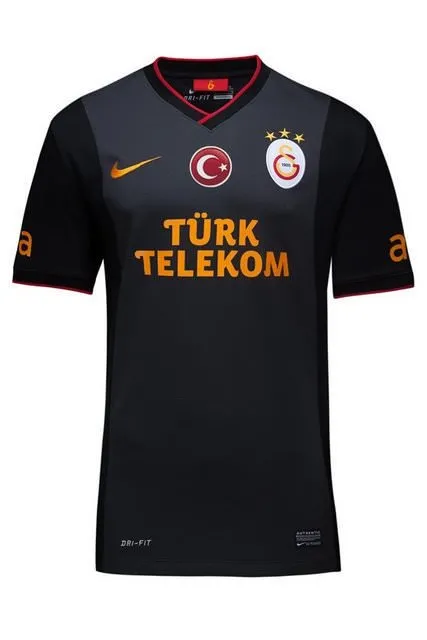 İşte Galatasaray’ın yeni forması