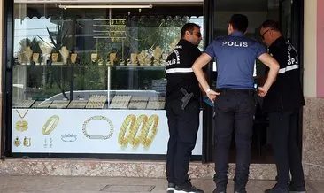 600 bin TL’lik bilezik çalan hırsız yakalandı: Tanınmamak için bakın ne yapmış! #antalya