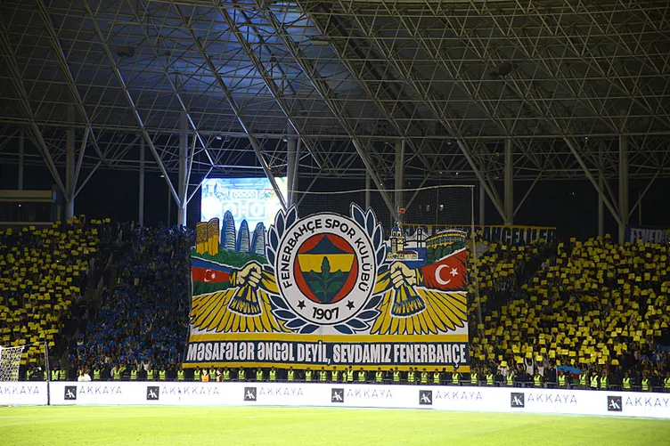 Önce golünü attı, sonra namaza durdu! Fenerbahçe’nin yıldızına övgü