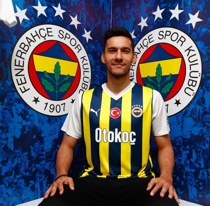son-dakika-fenerbahce-umut-nayiri-resmen-duyurdu-1689096965487.jpg