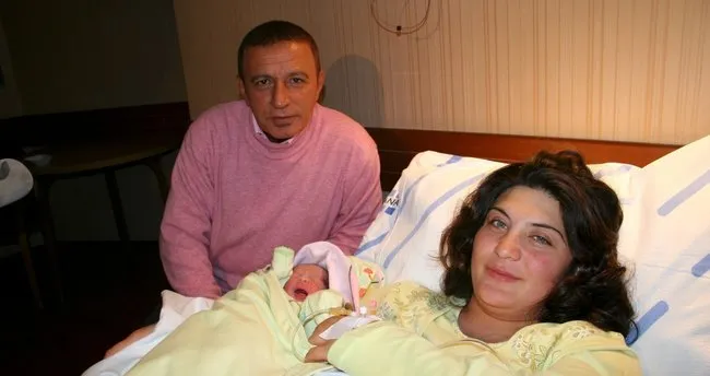 Mustafa Topaloğlu, Derya Topaloğlu’nu hastanelik etti