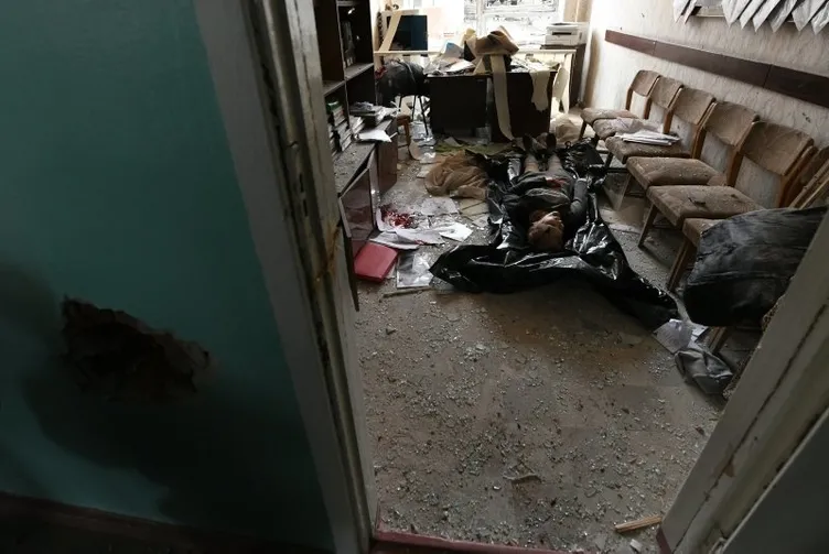 SON DAKİKA: RUSYA UKRAYNA SAVAŞI büyüyor! Rus ordusu havalimanı, elektrik santrali ve Melitopol'ü ele geçirdi! İşte dakika dakika yaşananlar