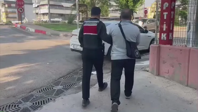son-dakika-adalet-bakani-akin-gurlek-acikladi-istanbul-dahil-7-ilde-suc-yapilanmasina-agir-darbe-31-supheli-go-1783061012800.jpg