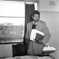 Afrika'nın kurtarıcısı: Nelson Mandela