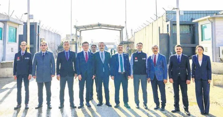 Suriye için Dubai ve Hong Kong modeli