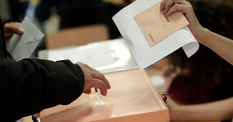İspanya’da düzenlenen genel seçimlerde oy kullanma işlemi başladı