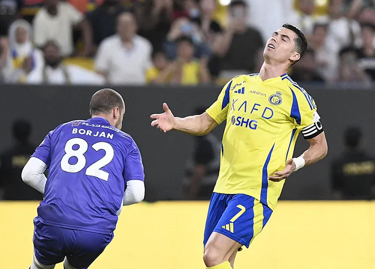 Cristiano Ronaldo’dan muazzam bir gol! Dünya rekoruna bir adım daha yaklaştı...