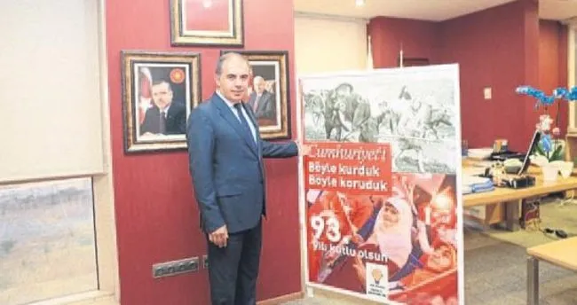 AK Parti İzmir’den Cumhuriyet kitapçığı