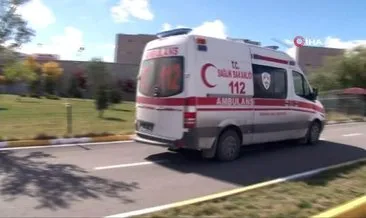 Ambulansta dünyaya getirdiği ikizlerine sağlık ekibinin ismini verdi #adana