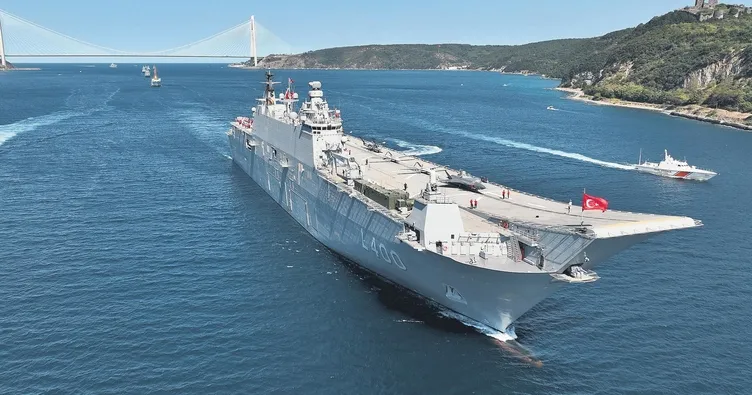 Boğaz’da görkemli geçiş