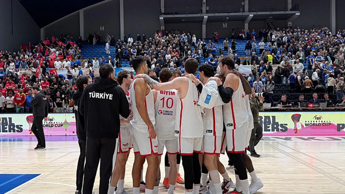 12 Dev Adam, dünya sıralamasında 2 basamak yükseldi!