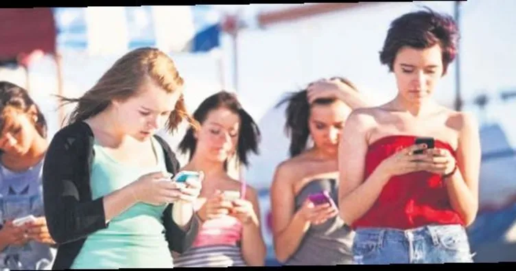 AK Parti Z kuşağı ile kucaklaşıyor