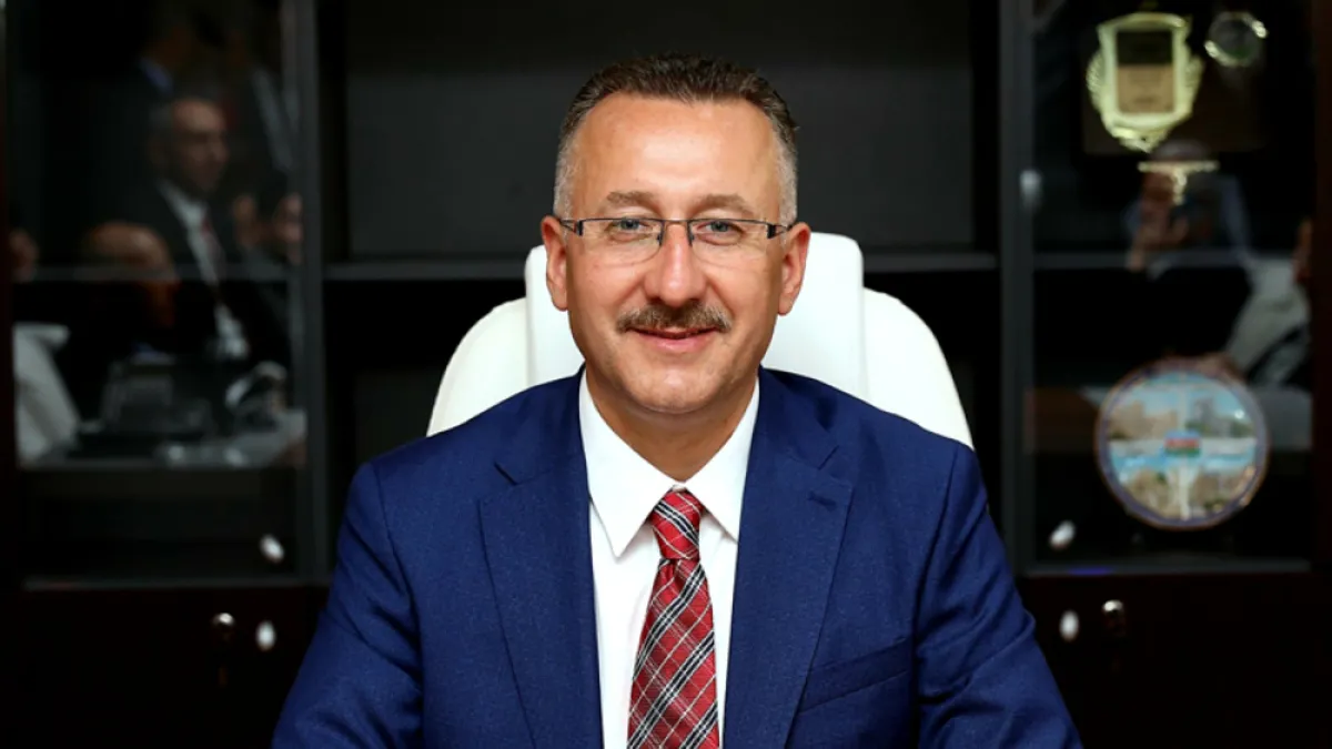 Adapazarı Belediye Başkanı Işıksu hakkında kesin ihraç talebi Adapazarı Belediye Başkanı Işıksu hakkında kesin ihraç talebi