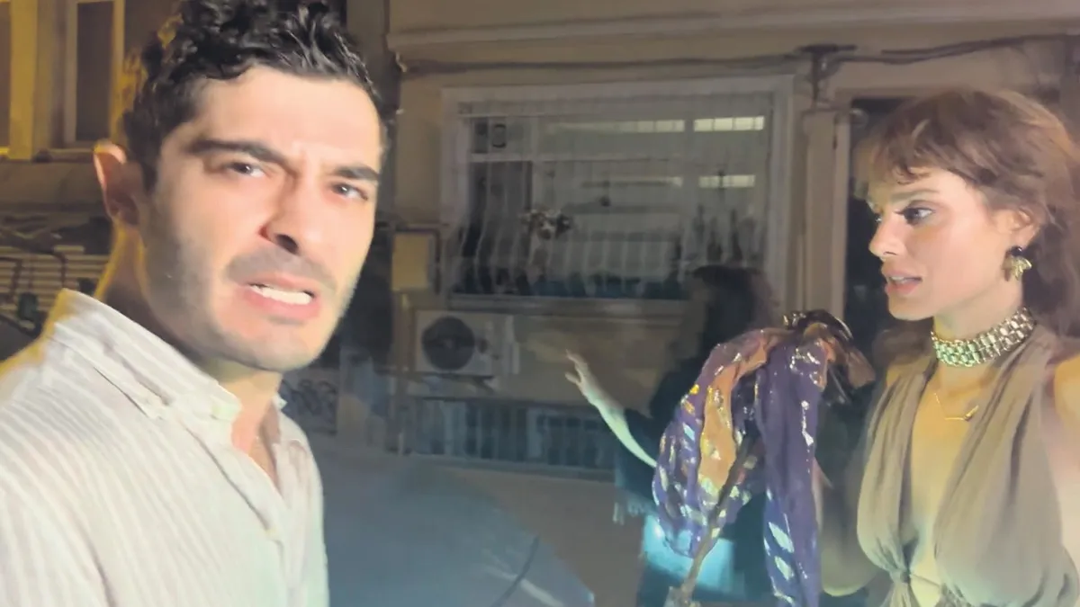 Aşıklardan ilk kare! Burak Deniz ve Bestemsu Özdemir fena yakalandı!