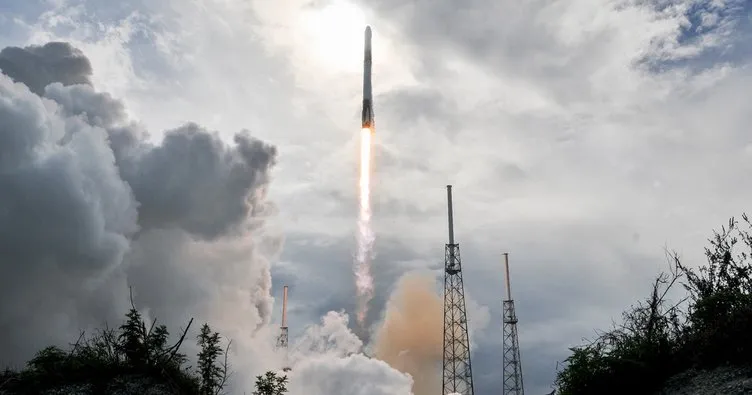 SpaceX daha önce kullandığı roketi ve kapsülüyle Uzay’a 2,6 tonluk kargo gönderdi