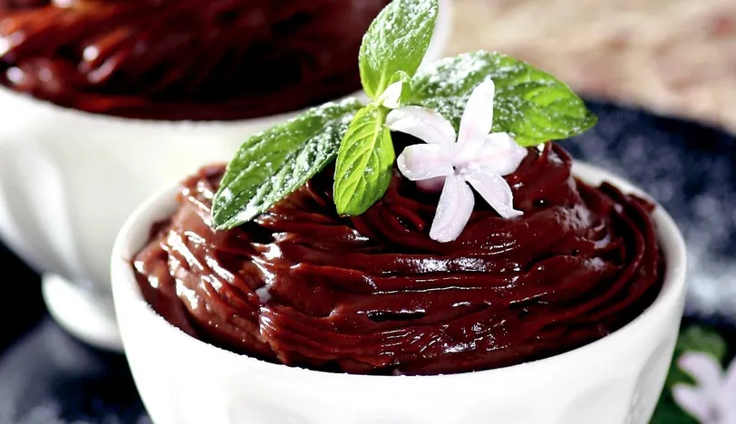 Acı Biberli Çikolatalı Muhallebi