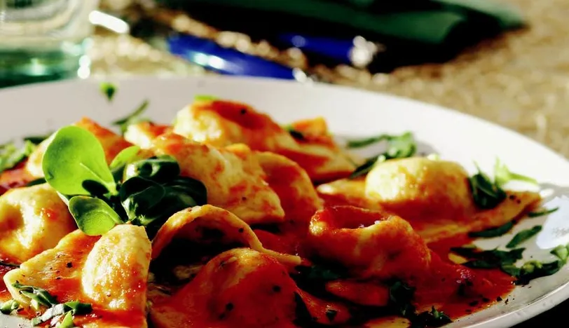 Peynirli Semizotlu Ravioli